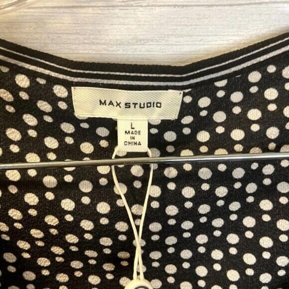 Max Studio Short Sleeve Ruffle Tie Closure Women Top Medium NWT - Picture 5 of 6